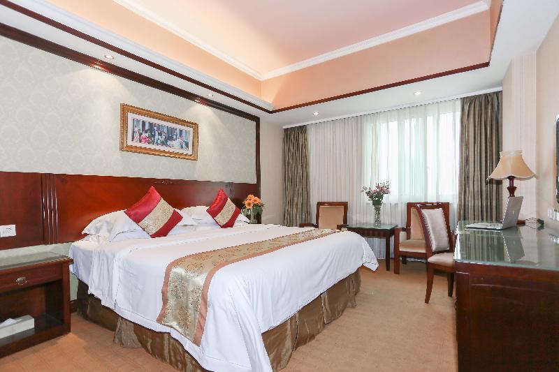 Vienna Hotel - Shenzhen Minzhi Branch Экстерьер фото